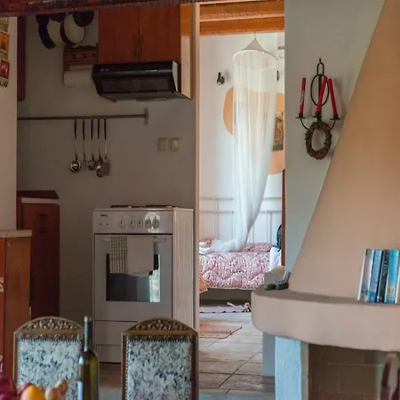 The Traditional Of Crete Apartament